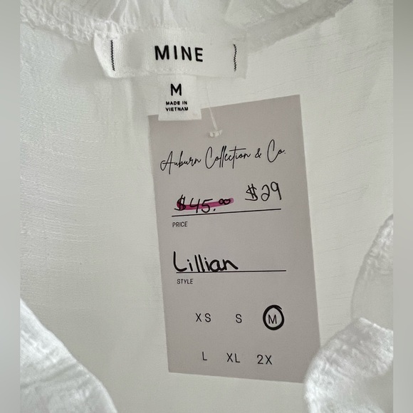 White Blouse with Lace Front and Square Neck - Picture 4 of 5